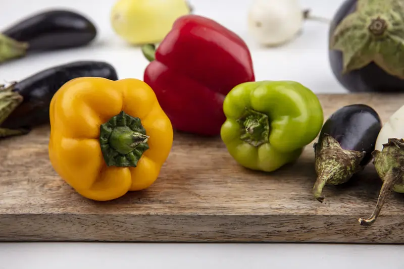 What color bell pepper is the healthiest