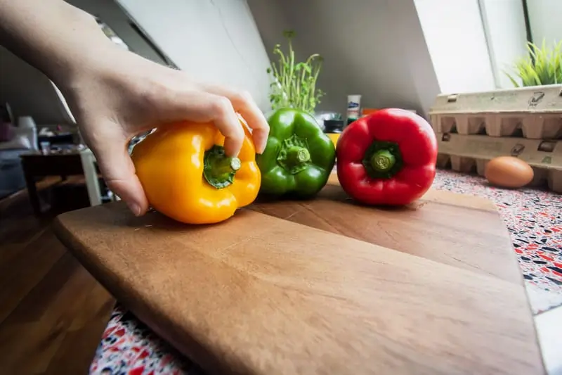 What color bell pepper is the healthiest